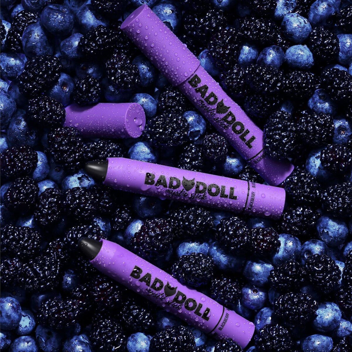 Бальзам-тинт для губ BAD DOLL