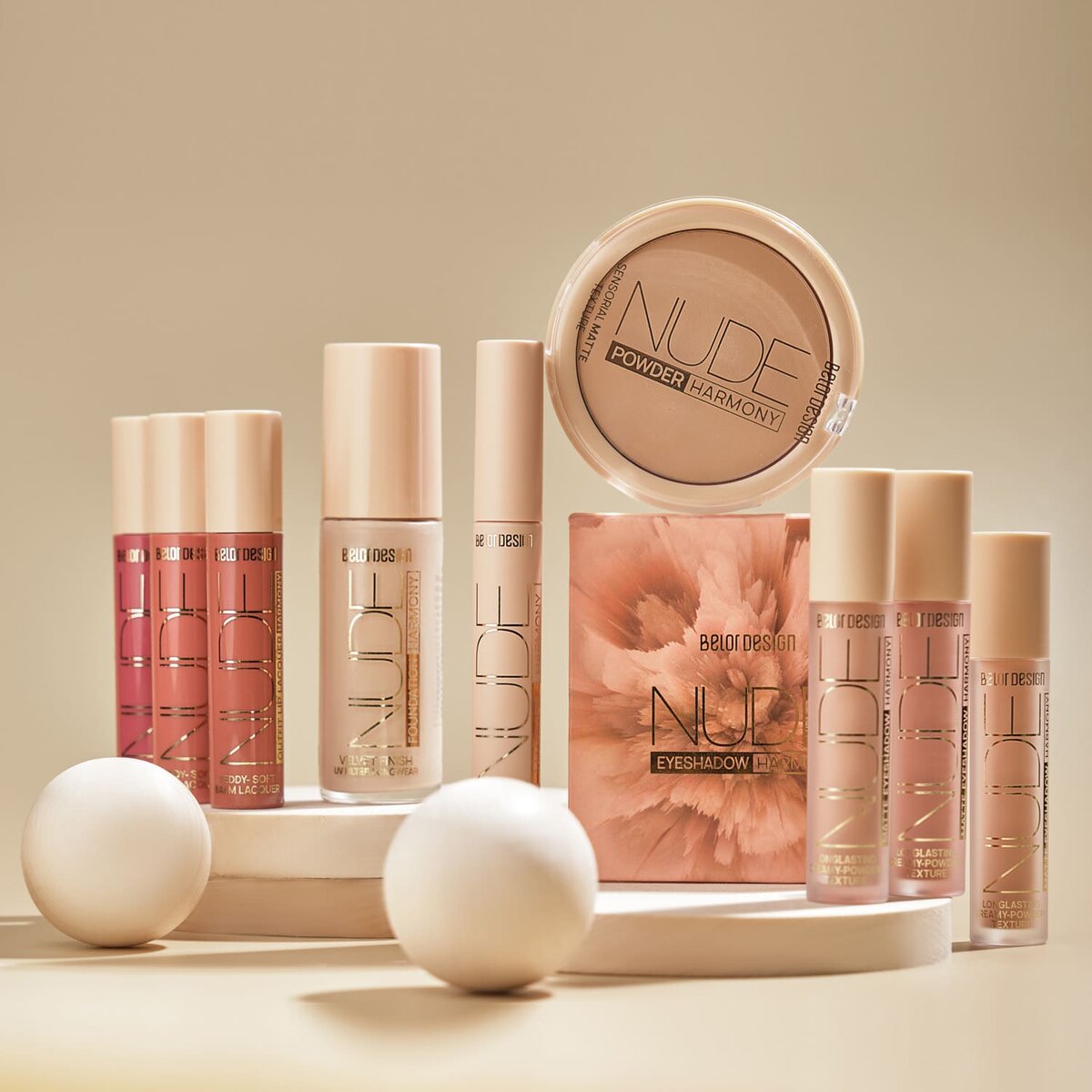 Лаковый блеск  для губ NUDE HARMONY Outfit Lip