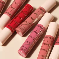 Лаковый блеск  для губ NUDE HARMONY Outfit Lip